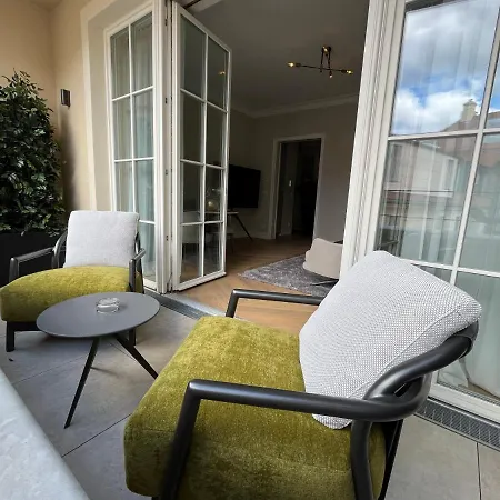 شقة Luxury / 2-raum-apartment An Der Frauenkirche